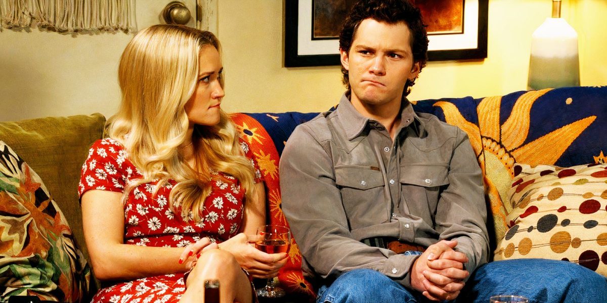 Por qué el primer matrimonio de Georgie y Mandy se salta una tradición clave de las comedias de situación en la temporada 1 explicado por el EP