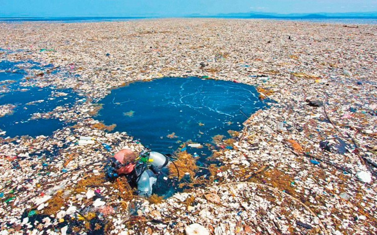 Crece, exponencialmente, la isla de basura en el norte del Océano Pacífico | Video