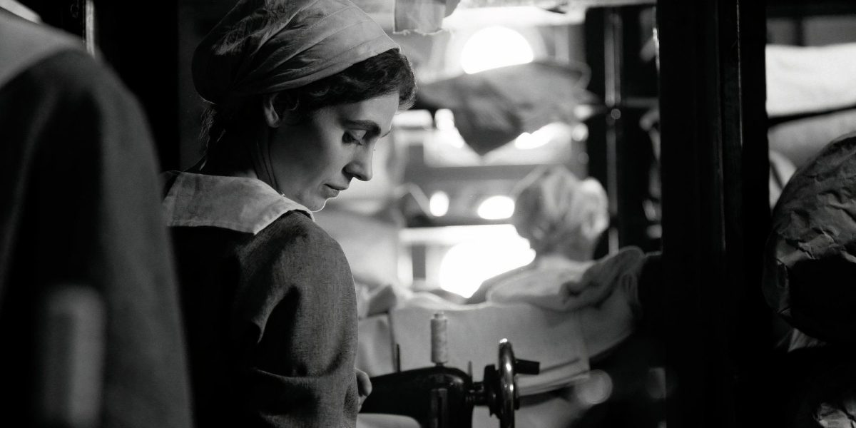 El tráiler de La chica de la aguja revela una mirada inquietante a la candidata a los premios "Nightmarishly Beautiful"