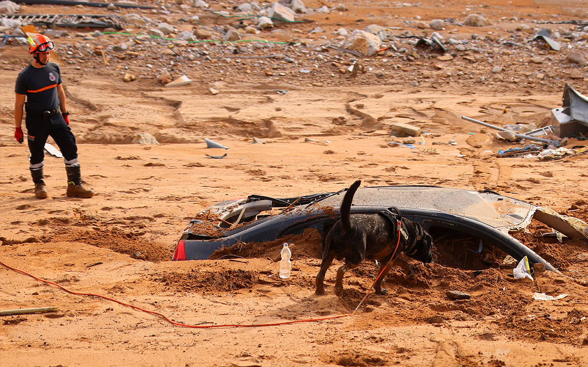 España | Ya son 211 fallecidos por inundaciones en Valencia; gobierno moviliza 10 mil efectivos