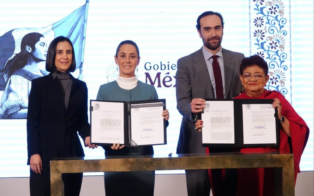 Sheinbaum firma decreto para regresar Pemex y CFE al Estado mexicano