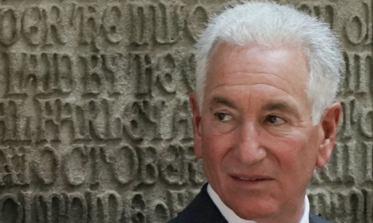 Trump elige al padre de su yerno como embajador en Francia; fue acusado de fraude fiscal