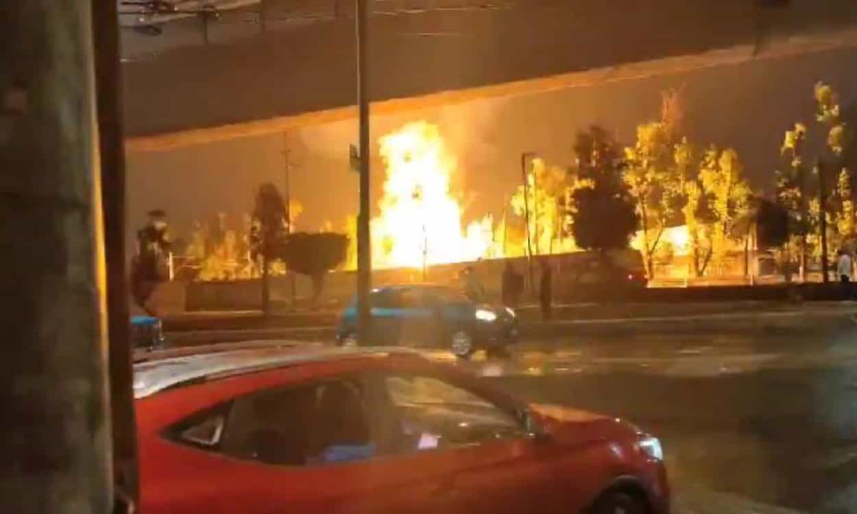 Videos | Por corto circuito, suspenden servicio en Tren Suburbano