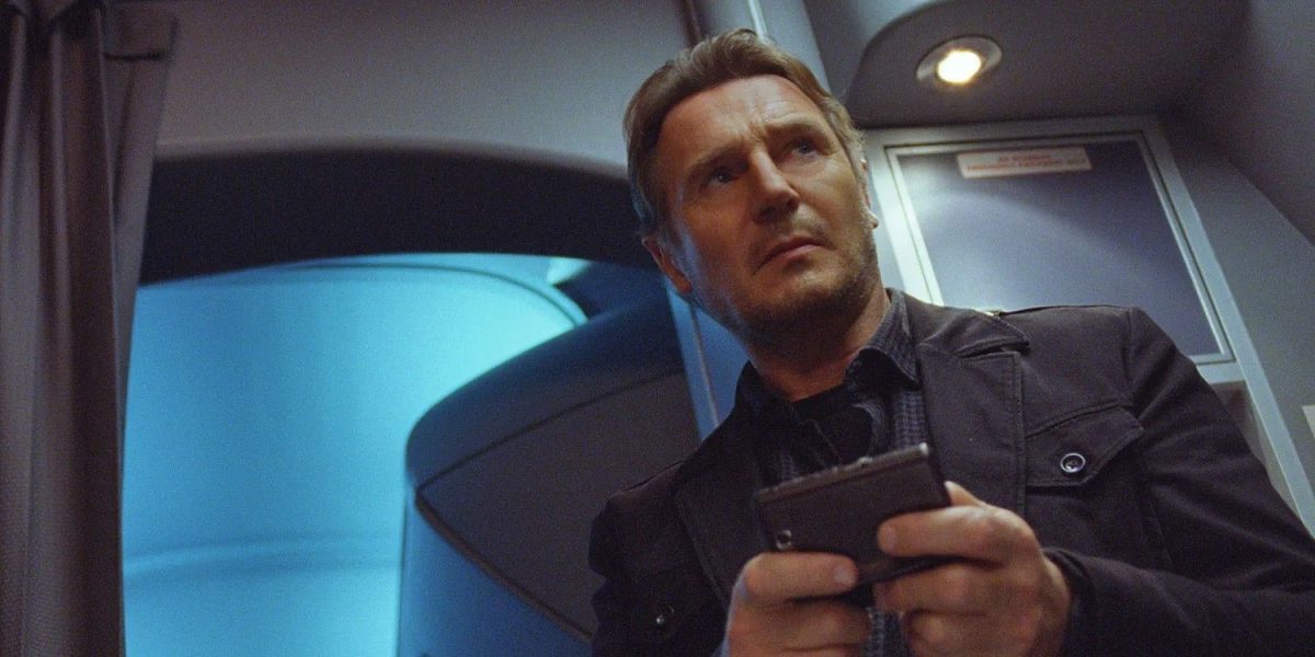 El thriller de acción de 222 millones de dólares de Liam Neeson deja Netflix como estreno del segundo thriller aeroportuario del director