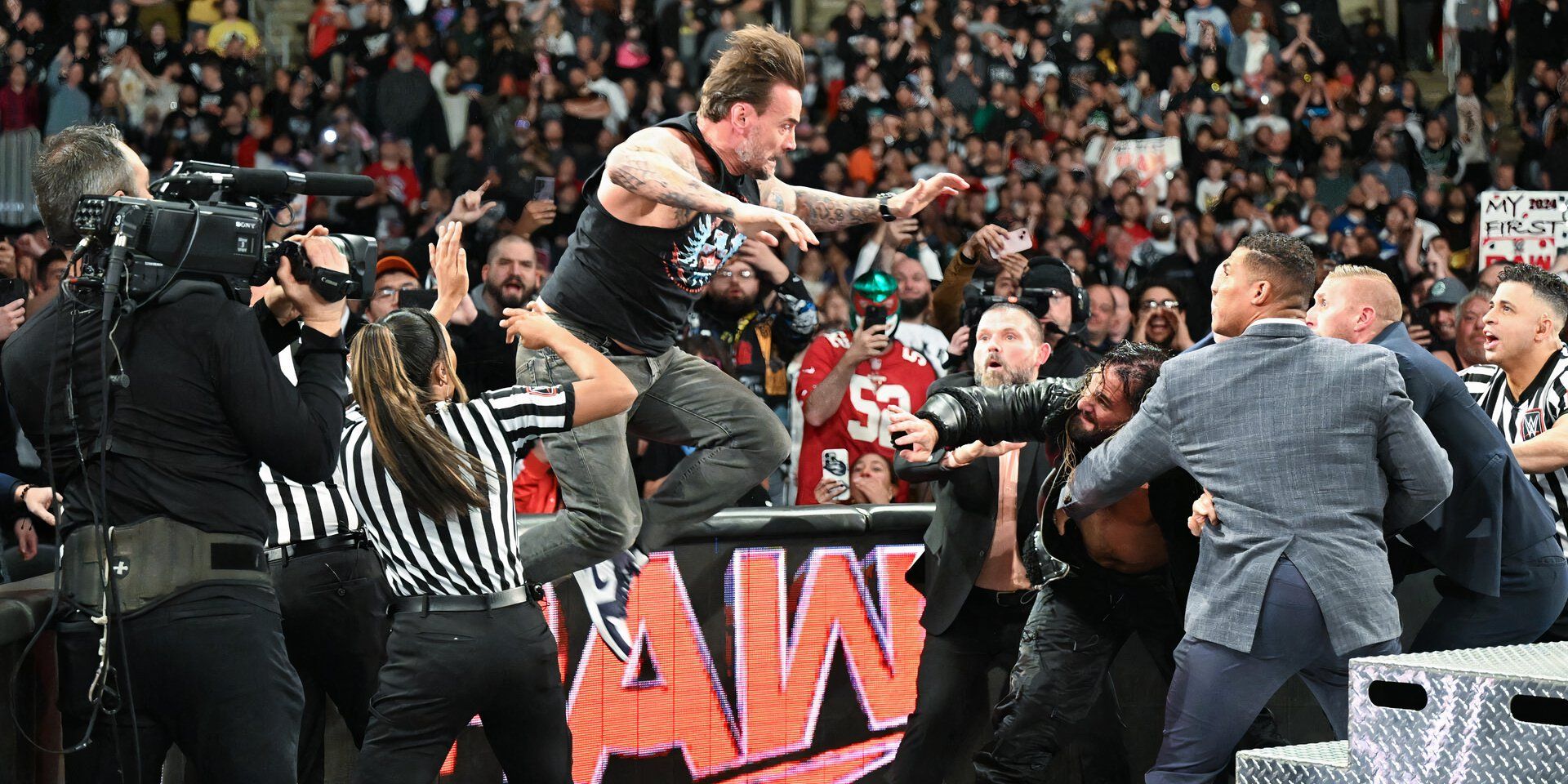 “¡Está sucediendo en Netflix!”: 5 ganadores y 1 perdedor del Monday Night Raw de anoche (16 de diciembre de 2024)