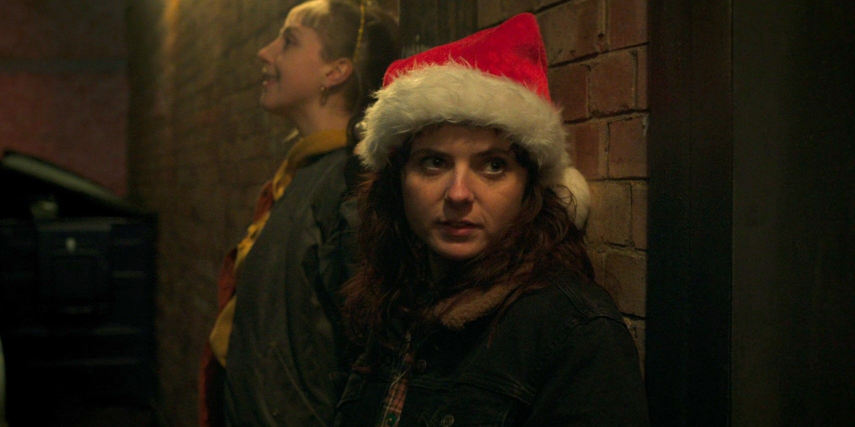 La popular serie de suspenso de Netflix de Keira Knightley es la competencia de Hawkeye para su próxima fiesta navideña