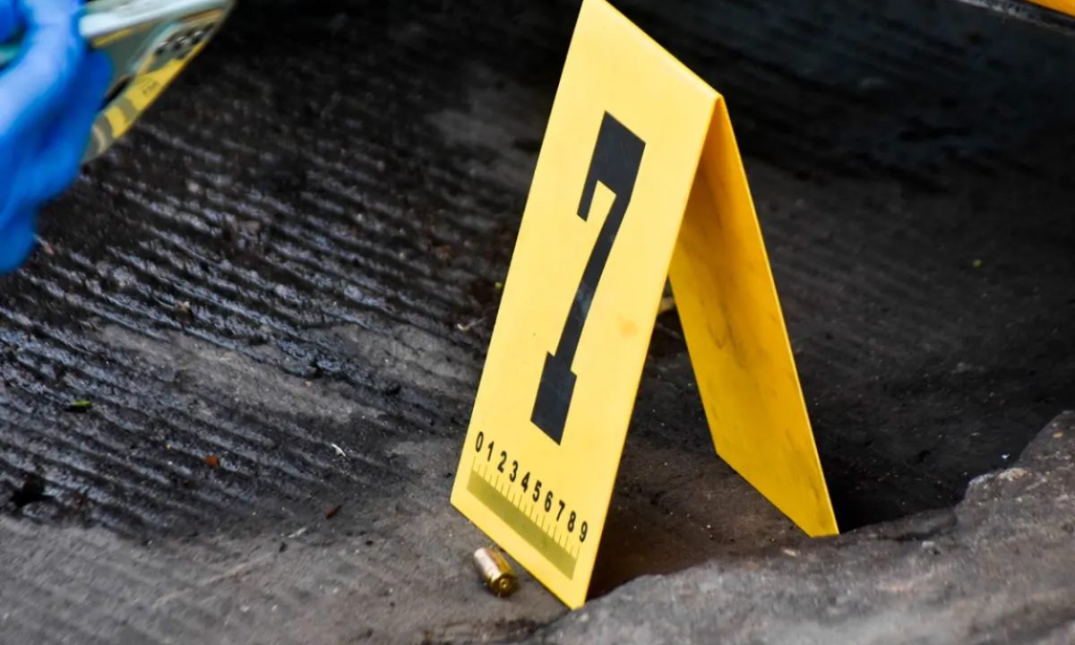 Asesinan a balazos a hombre en la alcaldía Benito Juárez