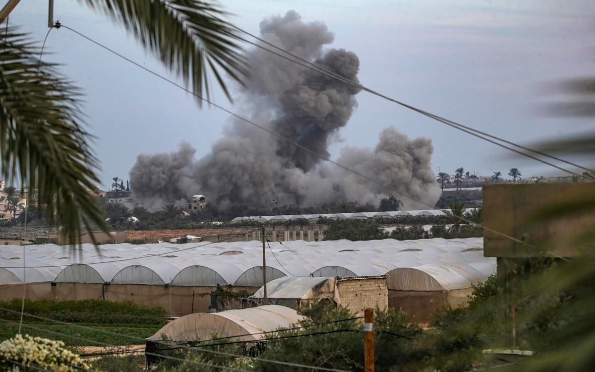 Ataques israelíes matan a 52 civiles en Gaza en un día