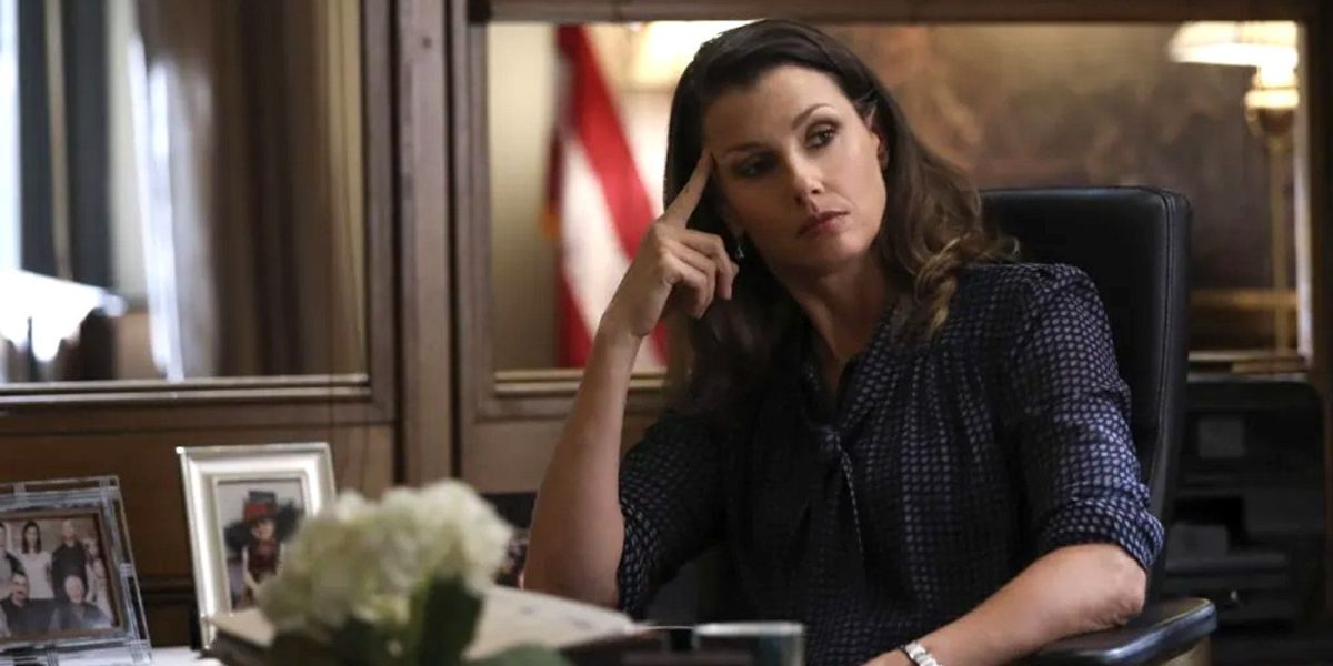 El giro de la temporada 14 de Erin's Blue Bloods hace que el resto del final de Reagan sea preocupante