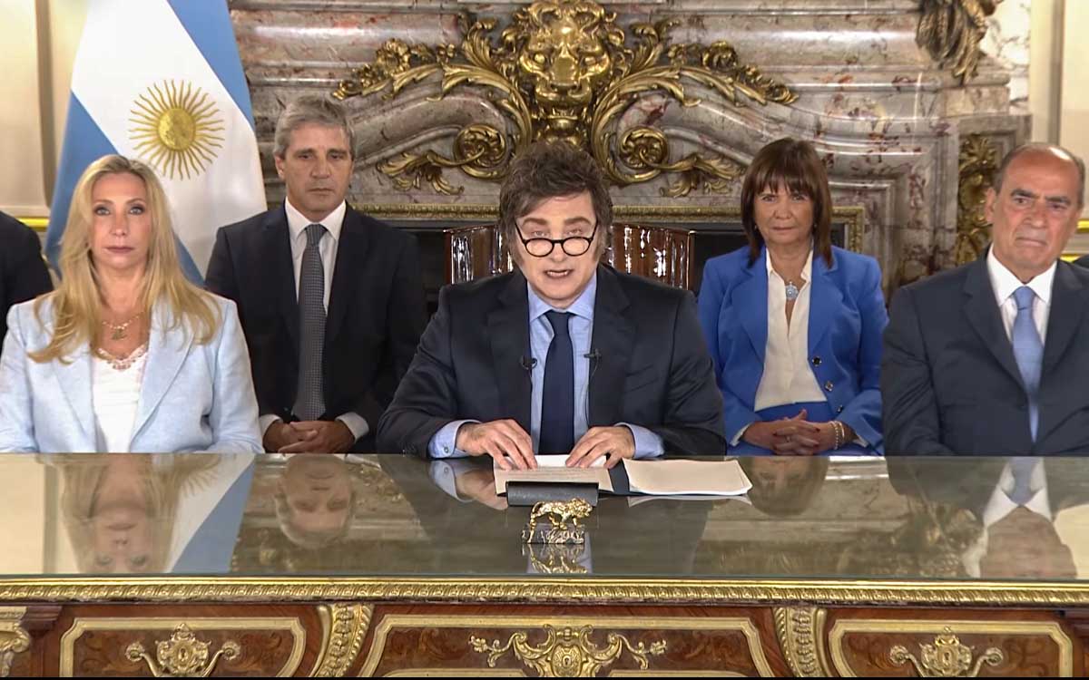 Milei anuncia que bajará un 90 % los impuestos y avanzará en el cierre del Banco Central