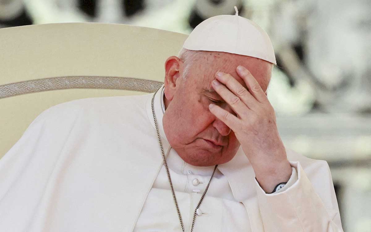 Papa Francisco sufre 'repentino' empeoramiento respiratorio tras crisis de broncospasmo