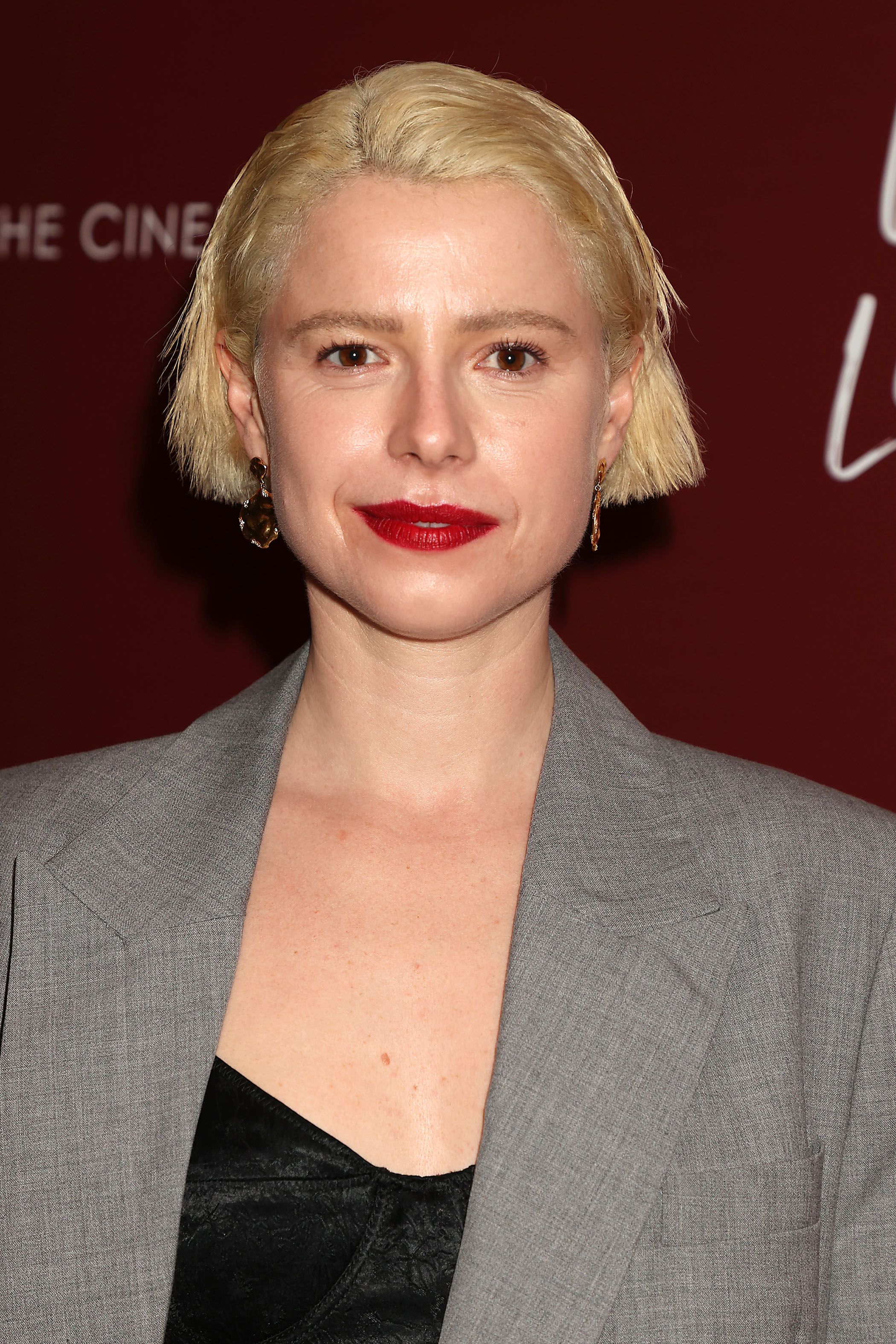 Tidado de la cabeza de Jessie Buckley en la proyección especial de Nueva York de 'Wicked Little Letters'