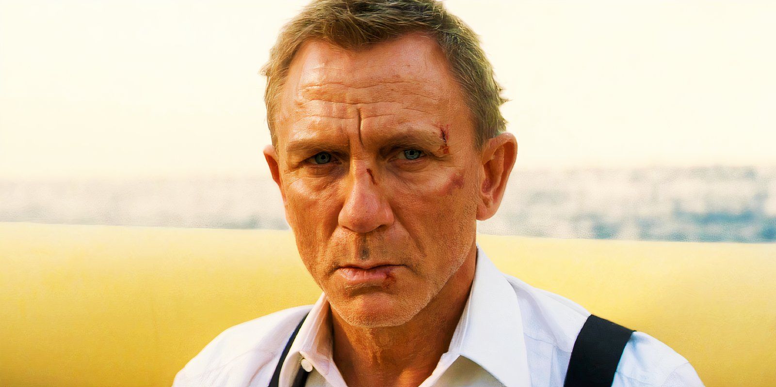 Daniel Craig se ve serio como James Bond en poco tiempo para morir 