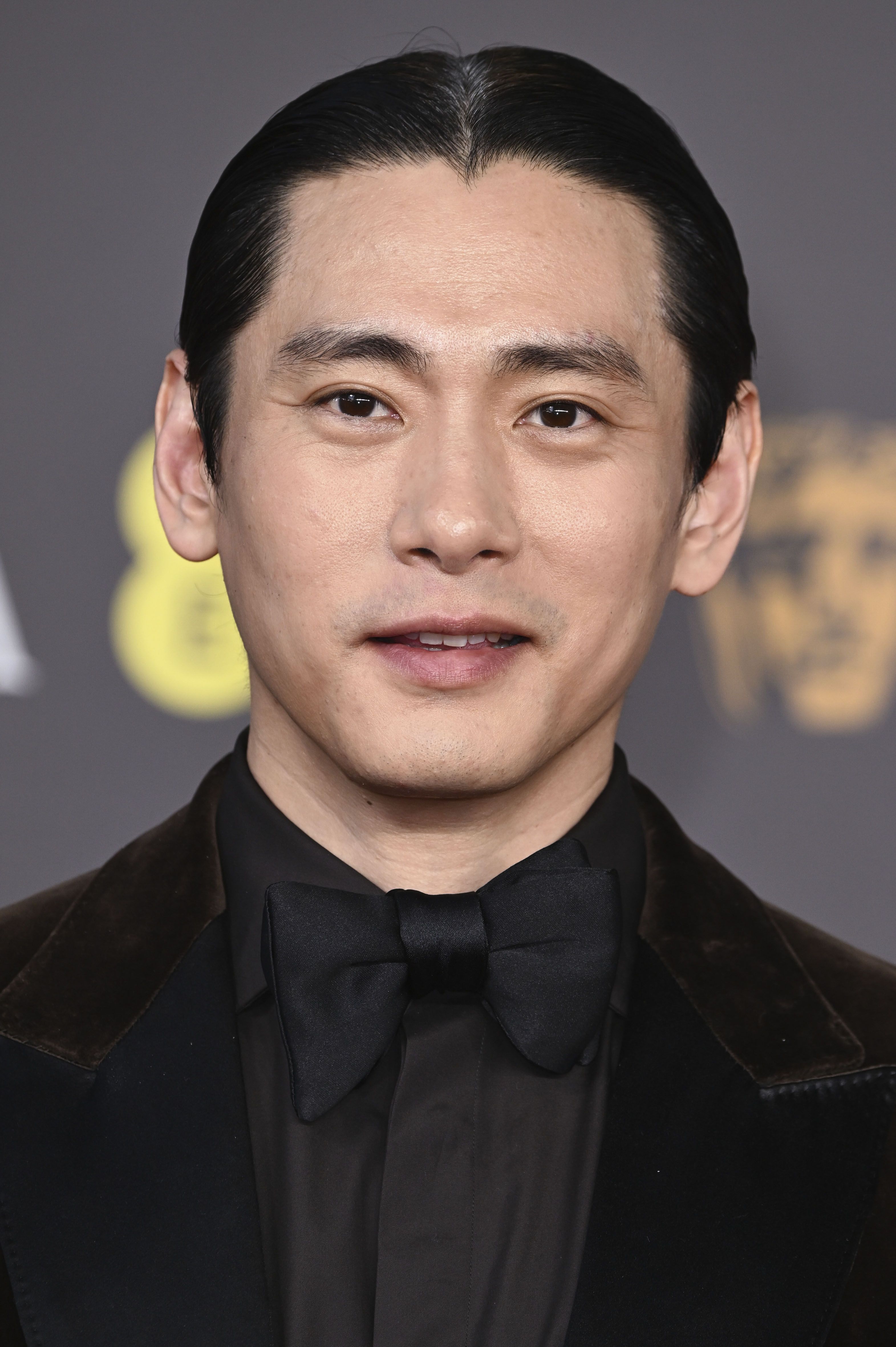 Tiro en la cabeza de teo yoo