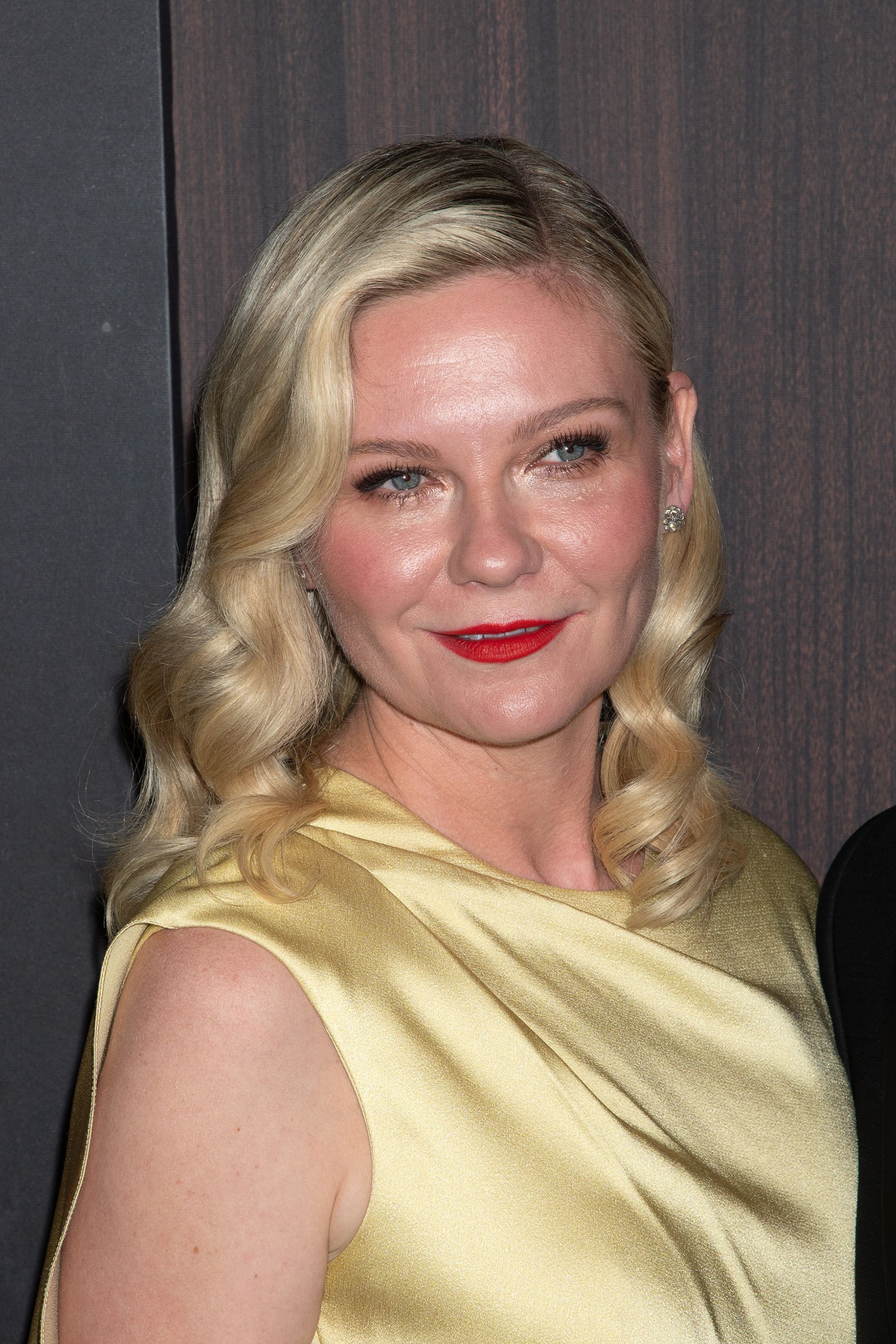 Tiro en la cabeza de Kirsten Dunst