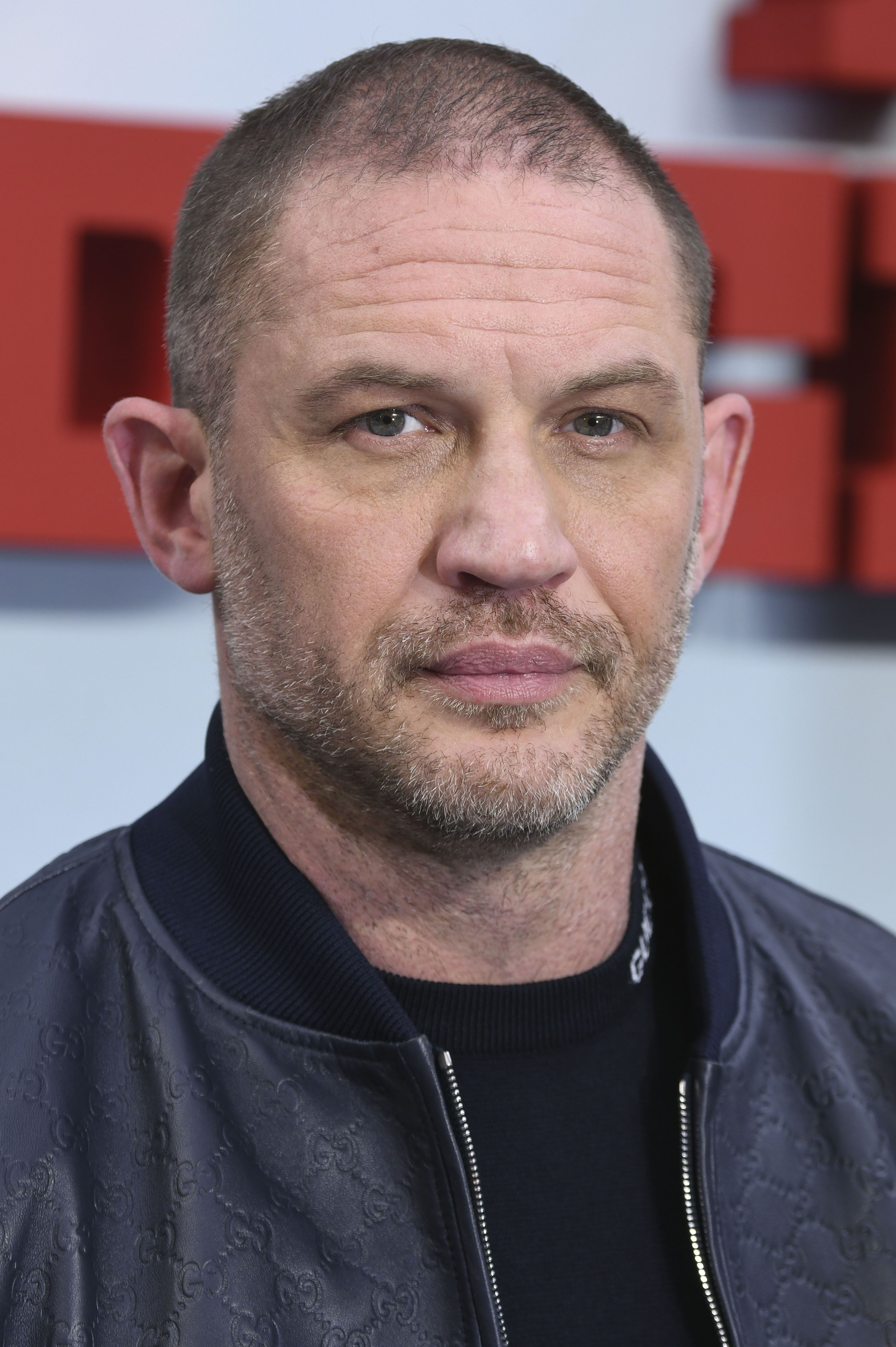 Tomado de Tom Hardy en el estreno de los Bikeriders