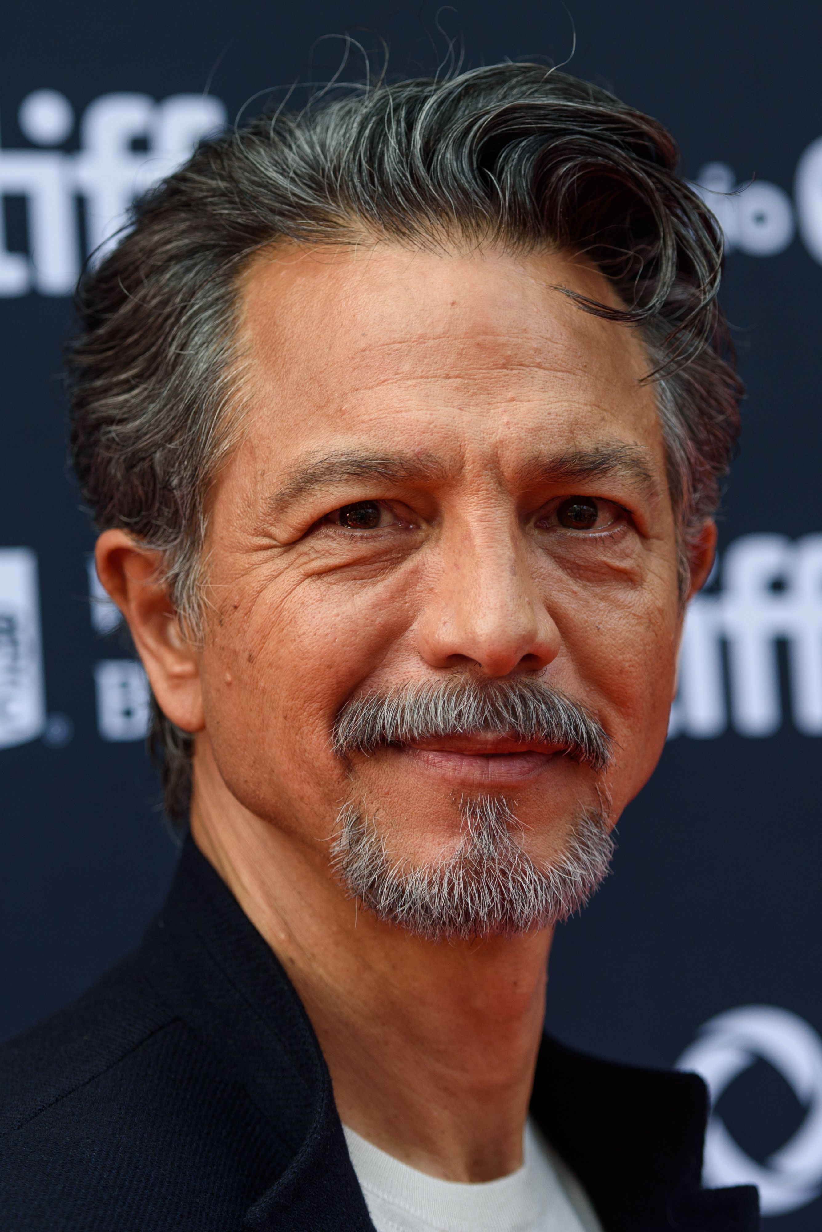 Tiro en la cabeza de Benjamin Bratt