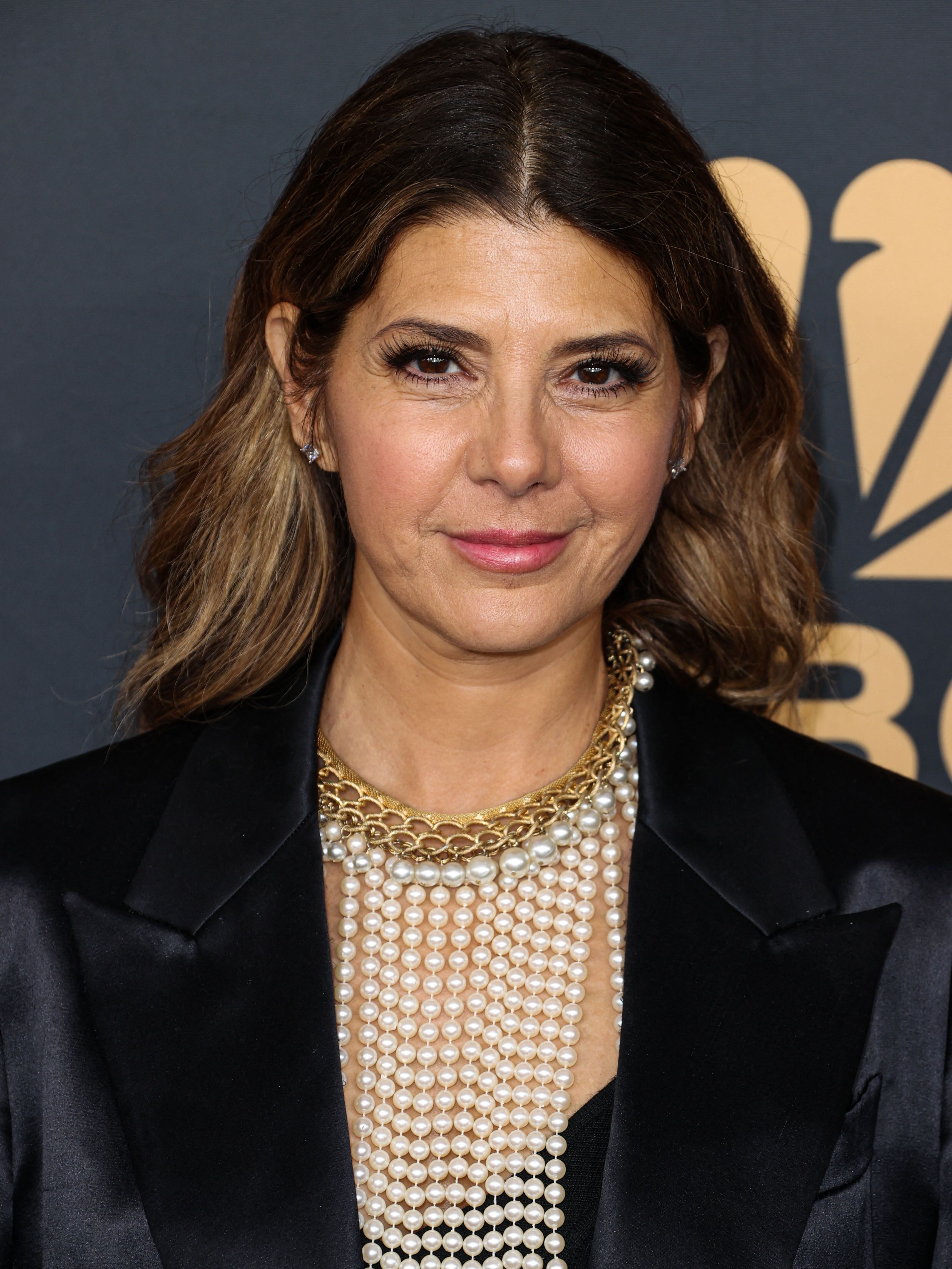 Tidado de la cabeza de Marisa Tomei en los 90 años de risas + amor 'Especial de cumpleaños