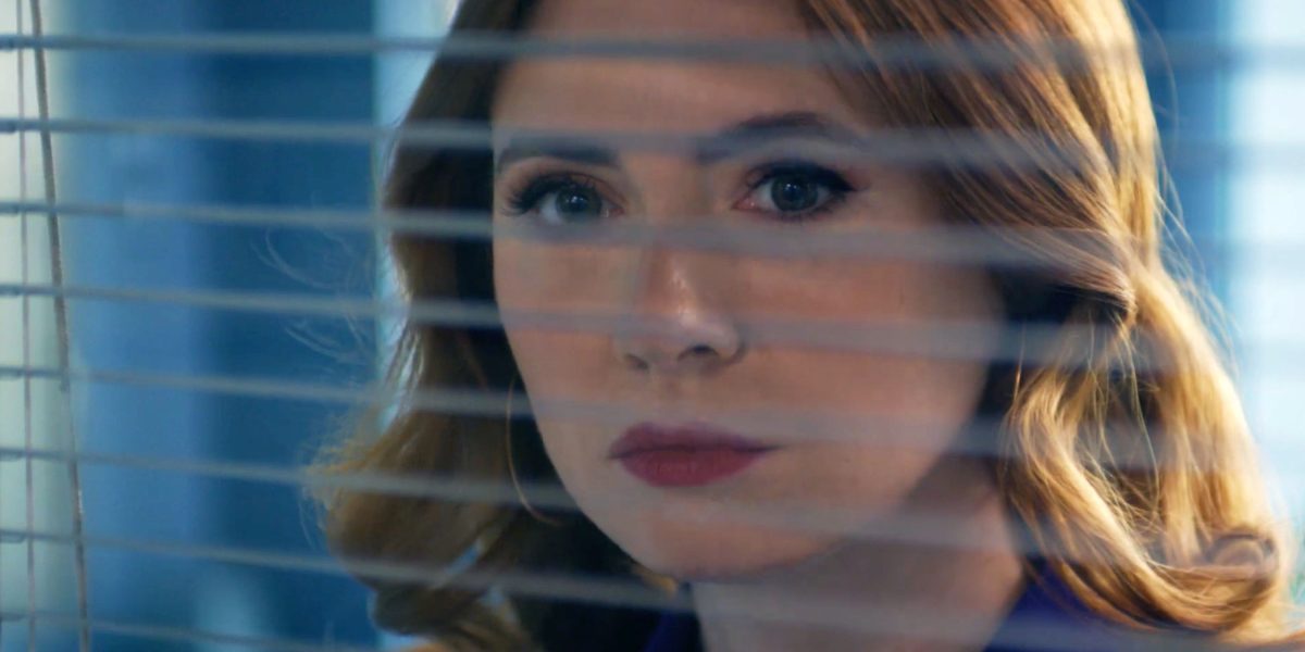 Douglas es un trailer cancelado: Karen Gillan y Doctor Who Collaborator Reunite en una historia escandalosa sobre un presentador de noticias