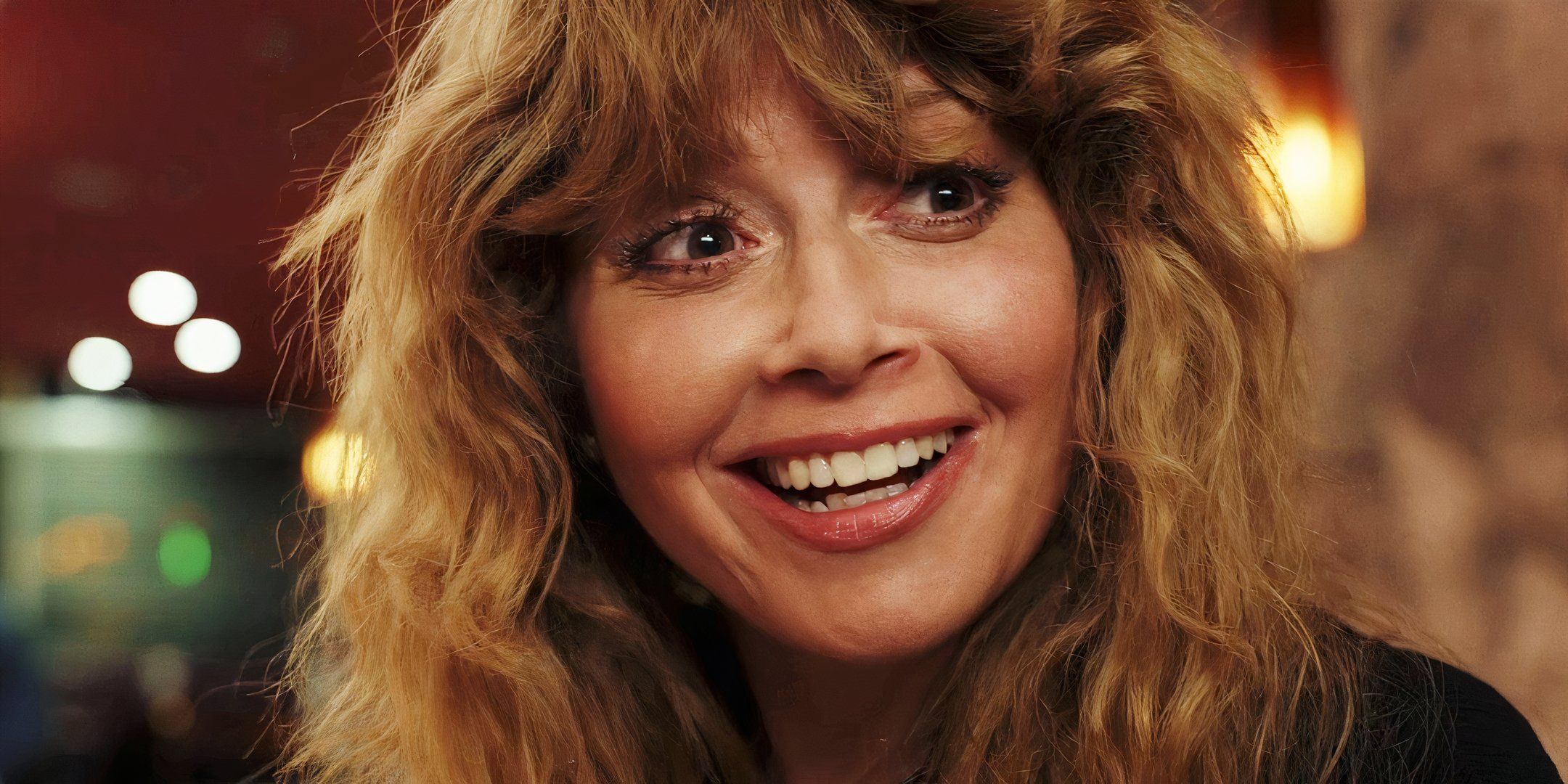 Ventana de lanzamiento de la temporada 2 de Poker Face revelada junto con imágenes de primer aspecto