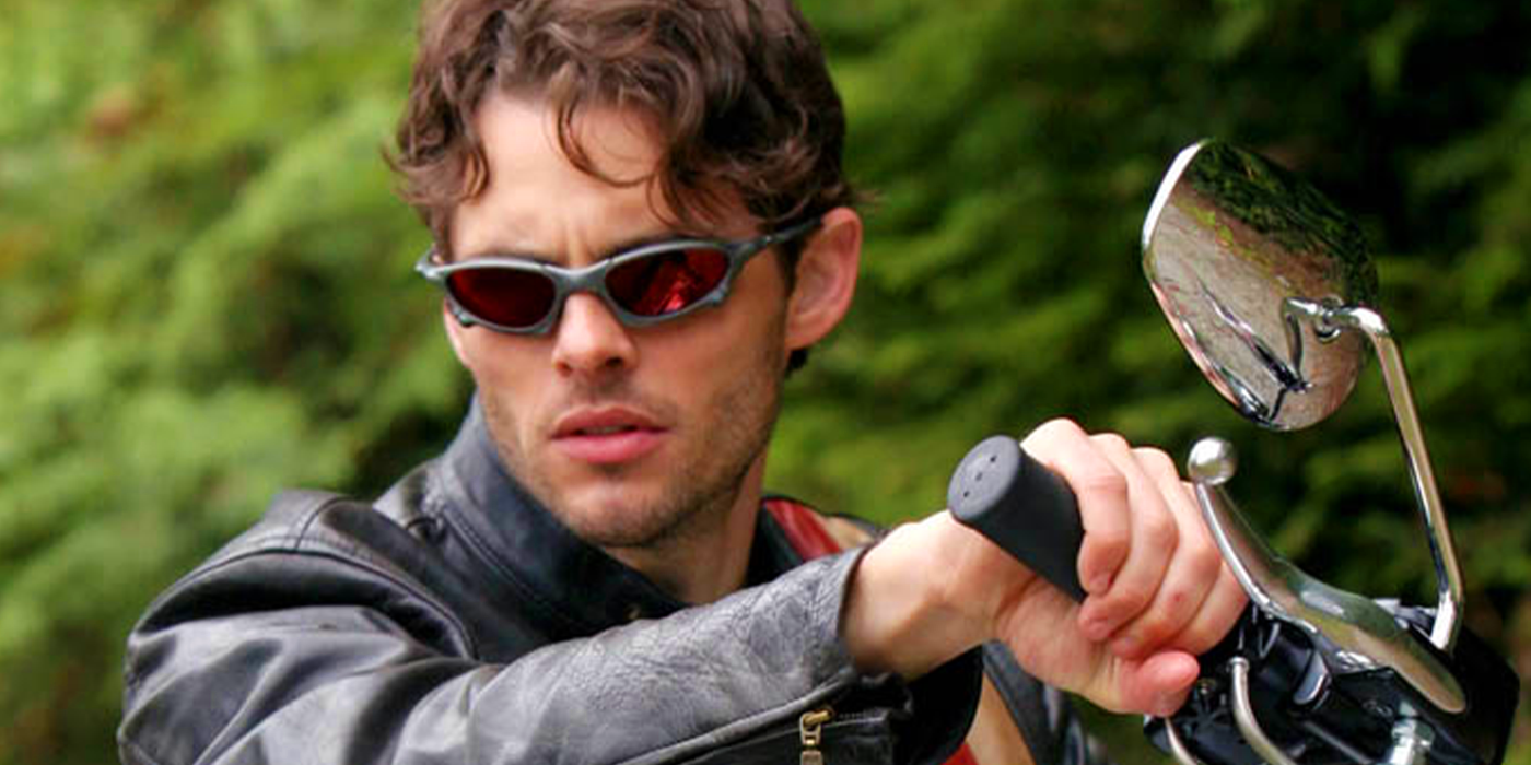 James Marsden como Cyclops en su moto en X-Men The Last Stand