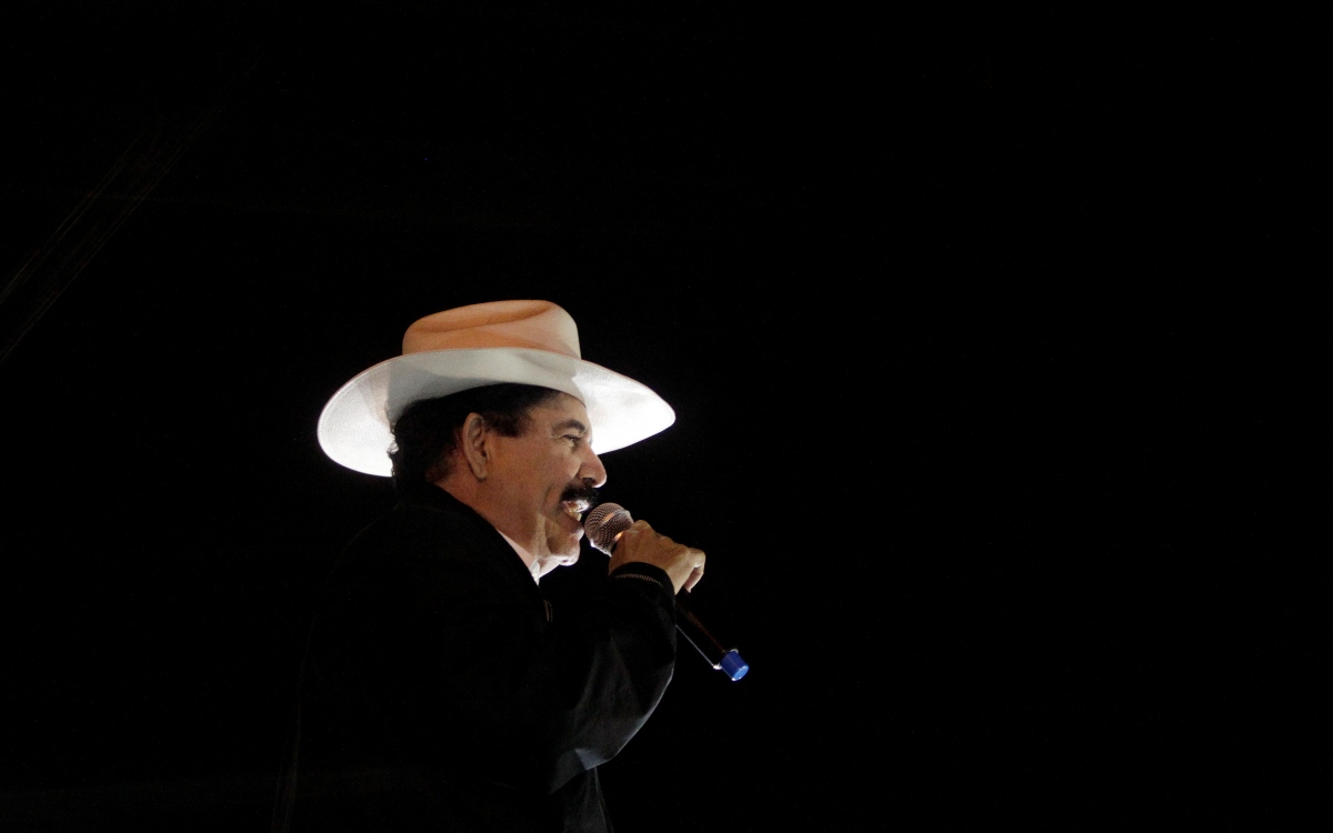 Exjefe militar buscado por Interpol acusa a expresidente de Honduras de tener nexos con narcotráfico