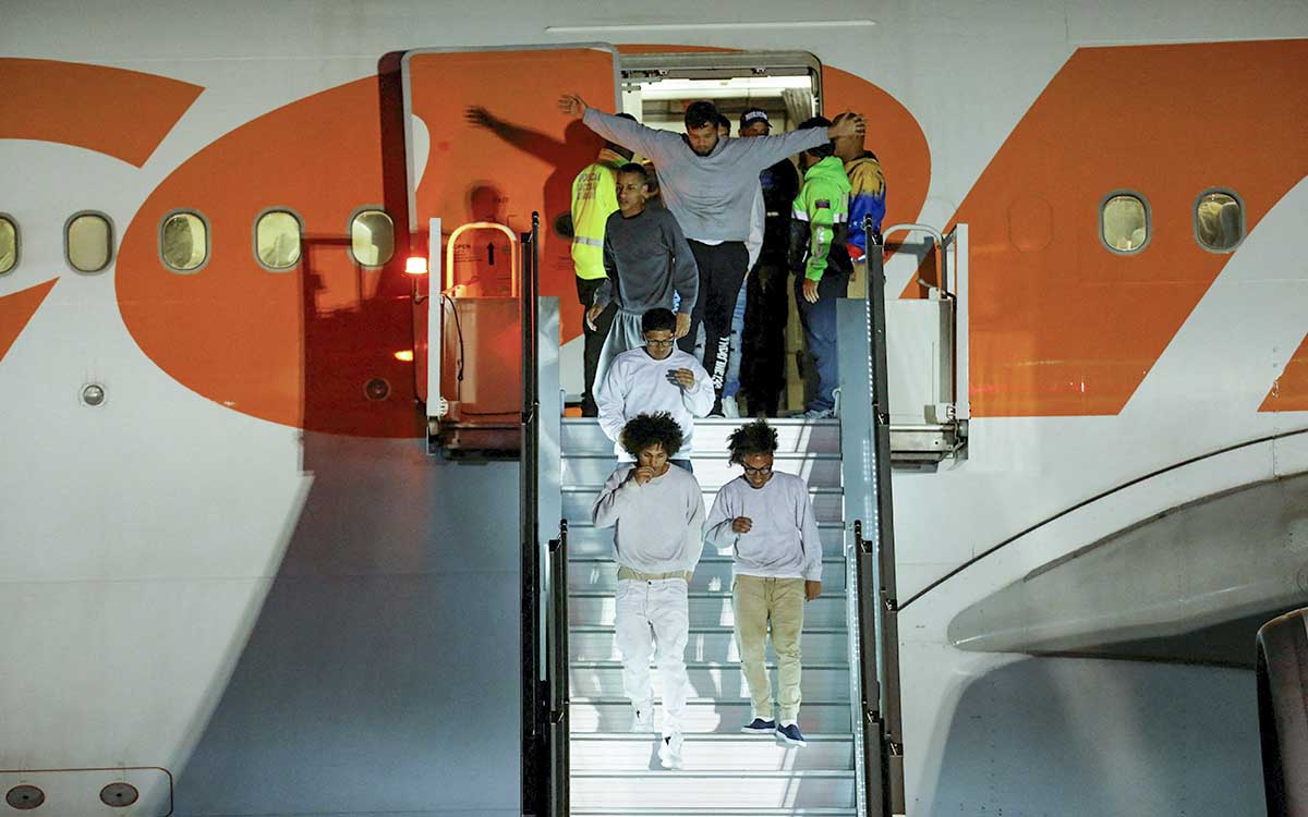 "Deportaciones, aparentemente ilegales bajo la ley estadounidense": Expertos de DDHH de la ONU sobre migrantes de El Salvador