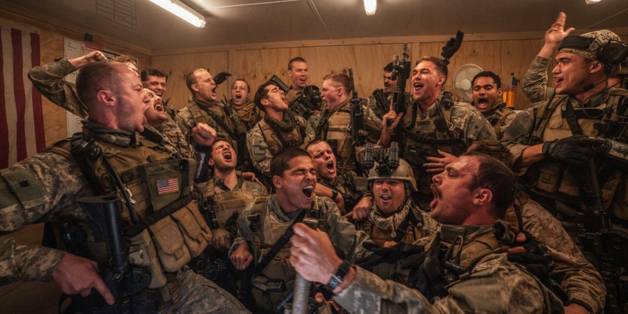 Revisión de la guerra: la película de guerra desgarradora de A24 nunca lucha por mantener mi atención mientras Alex Garland y Ray Mendoza nos dejan directamente en la acción