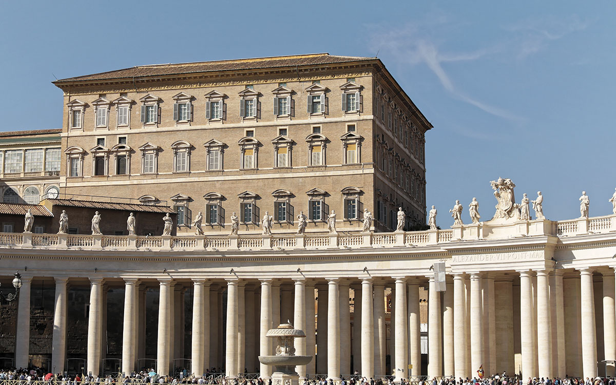 ¿Quiénes son los mexicanos que participarán en el cónclave que elegirá al sucesor de Francisco?