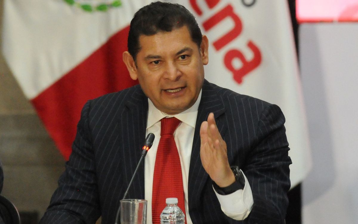 'Políticos se sienten con permiso de agredir a la prensa': Artículo 19 exige disculpa de Armenta a periodista