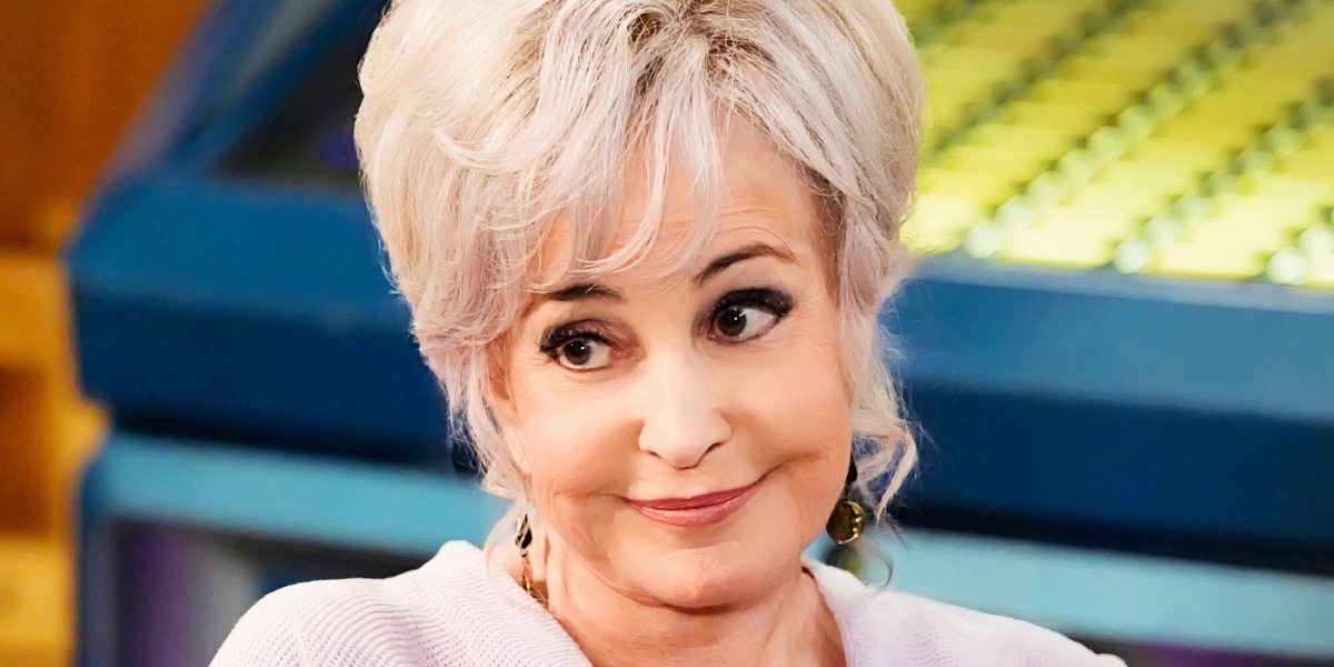 El joven mejor amigo de George's Young Sheldon se une a Meemaw en las primeras imágenes de matrimonio de Georgie y Mandy