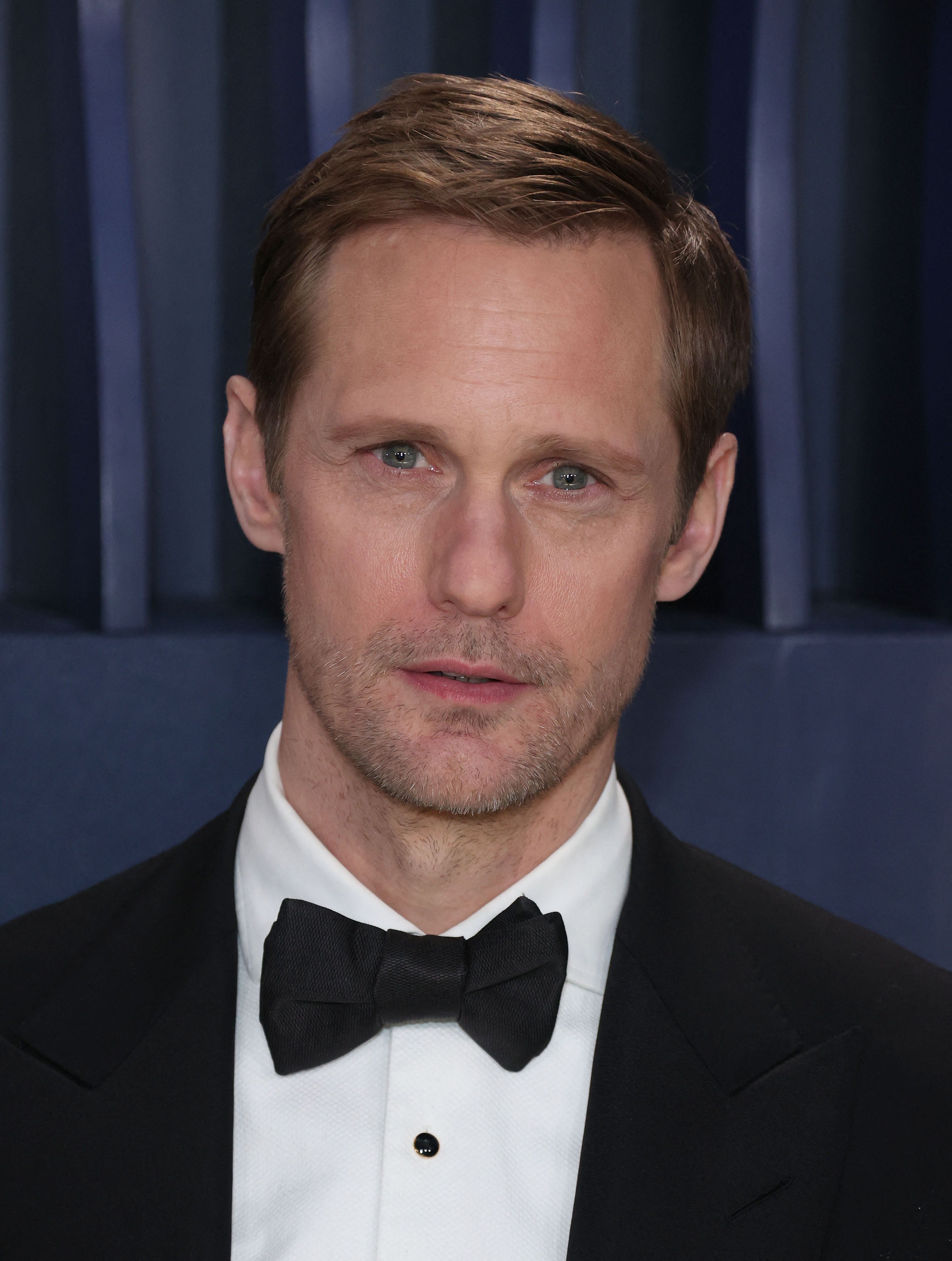 Tiro en la cabeza de Alexander Skarsgard
