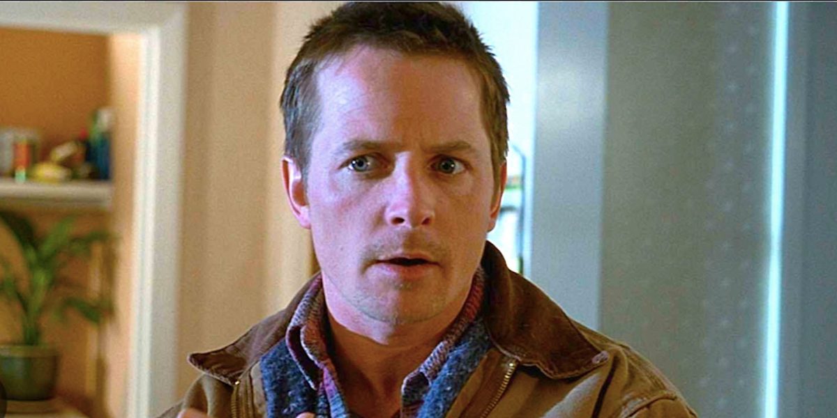 La película de Peter Jackson en 1996 con Michael J. Fox solo ganó $ 29 millones, pero merece otro aspecto