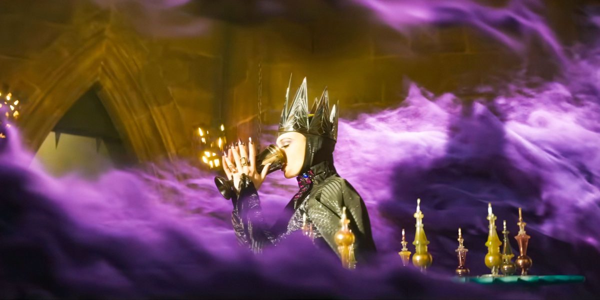 Los cambios más grandes de remake de Blancanieves ya fueron realizados por una versión de terror de 28 años protagonizada por Sigourney Weaver