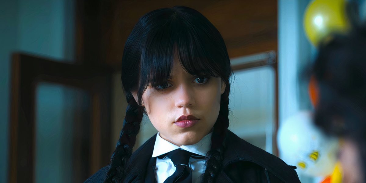 Miércoles Temporada 2 Imágenes de primer aspecto: un nuevo miembro de la familia Addams, el personaje del tío Fester y el personaje de Steve Buscemi revelado
