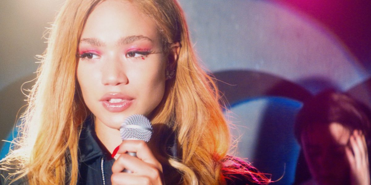 Review de Queens of Drama: Queer Pop Infused Music Dramedy es un desastre caliente agradable que es bueno a la vista, pero tonalmente confuso