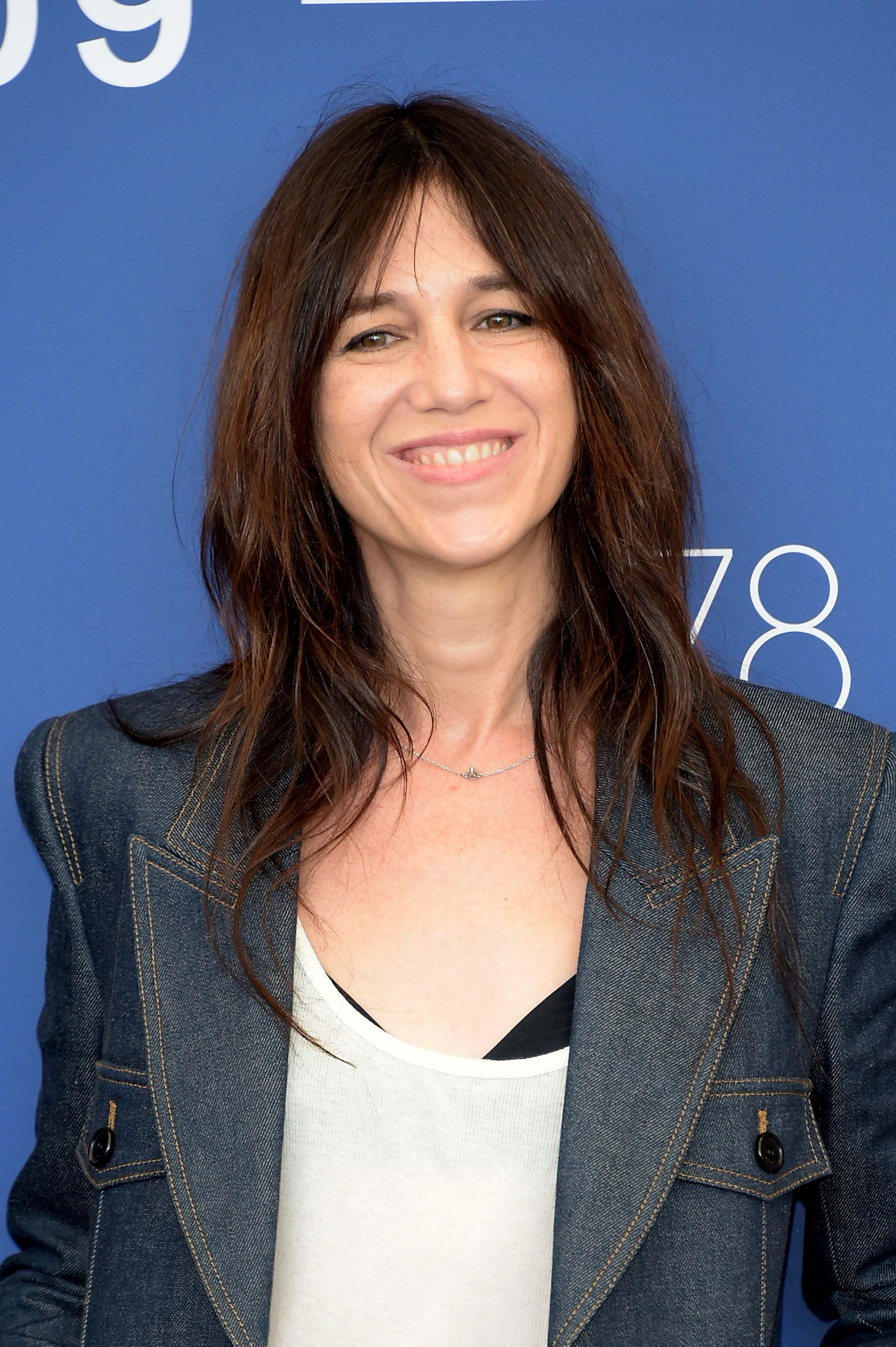 Tiro en la cabeza de Charlotte Gainsbourg