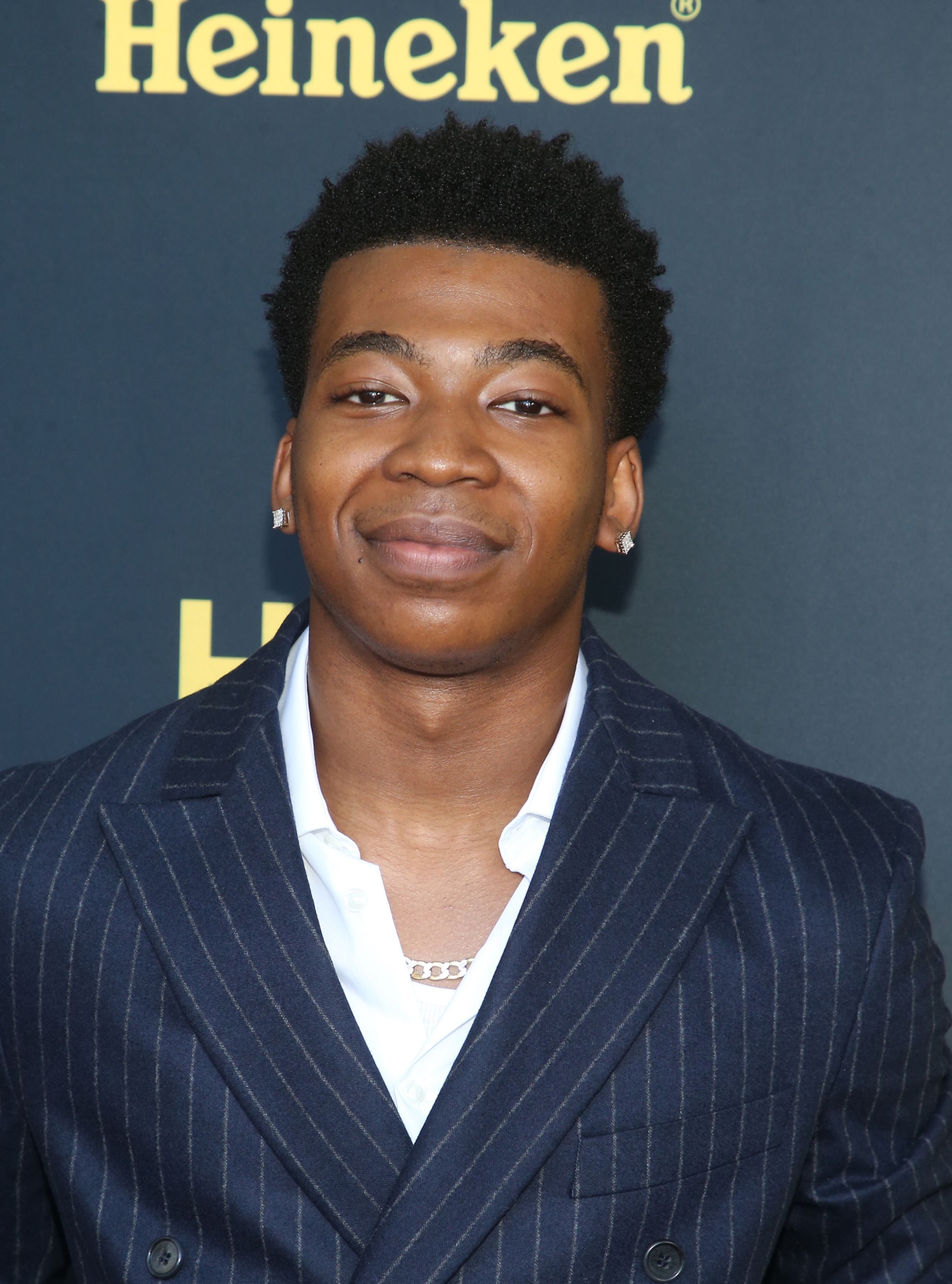 Tiro en la cabeza de Mekai Curtis