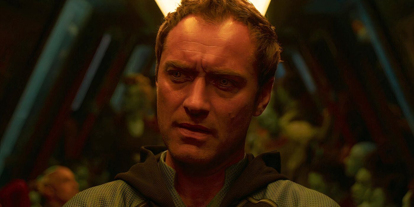 Me alegra que el MCU haya encontrado una manera de hacer que el villano de la película Marvel de Jude Law espera la realidad de una manera diferente 4 años después del final aparentemente permanente de su personaje.