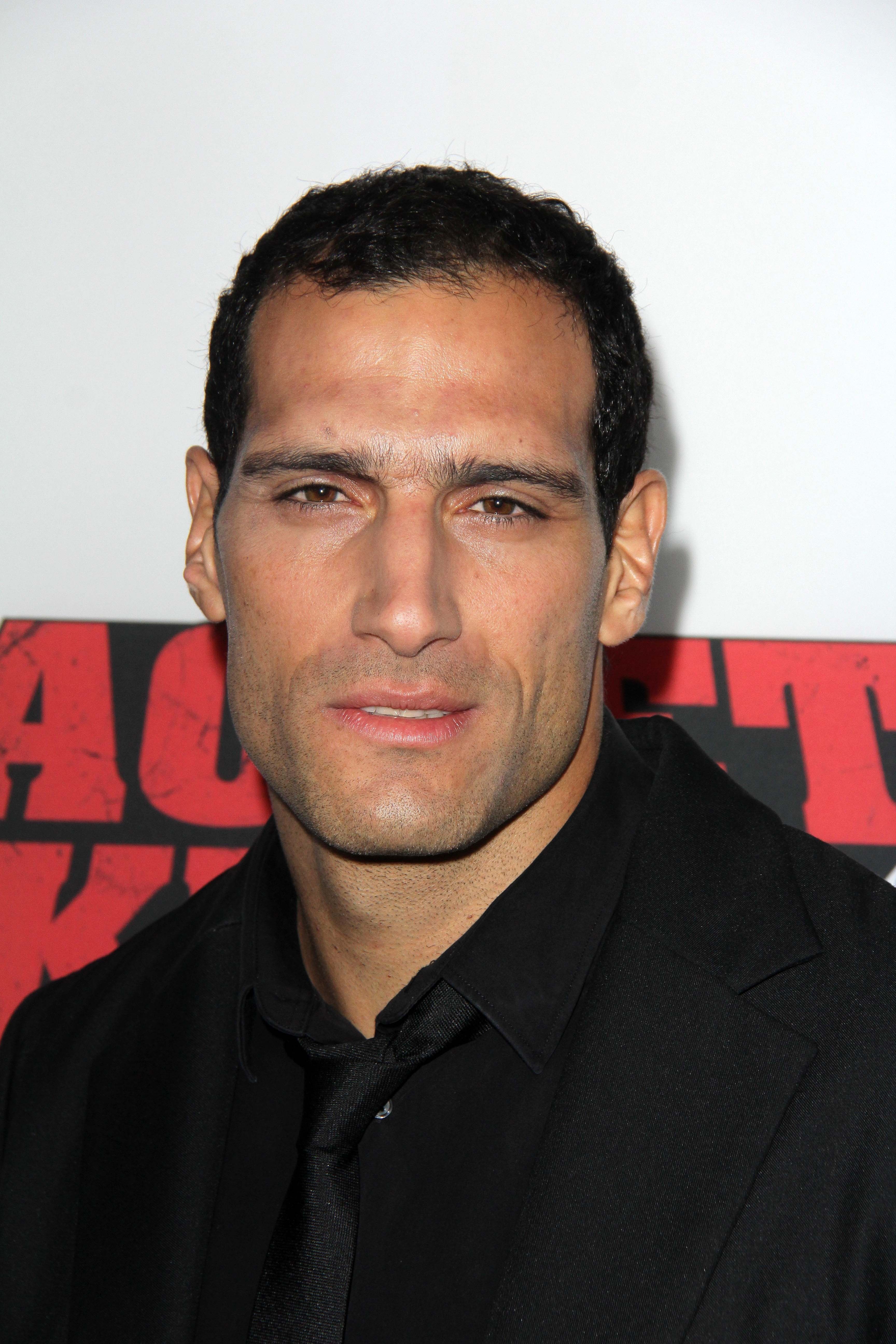 Tiro en la cabeza de Marko Zaror