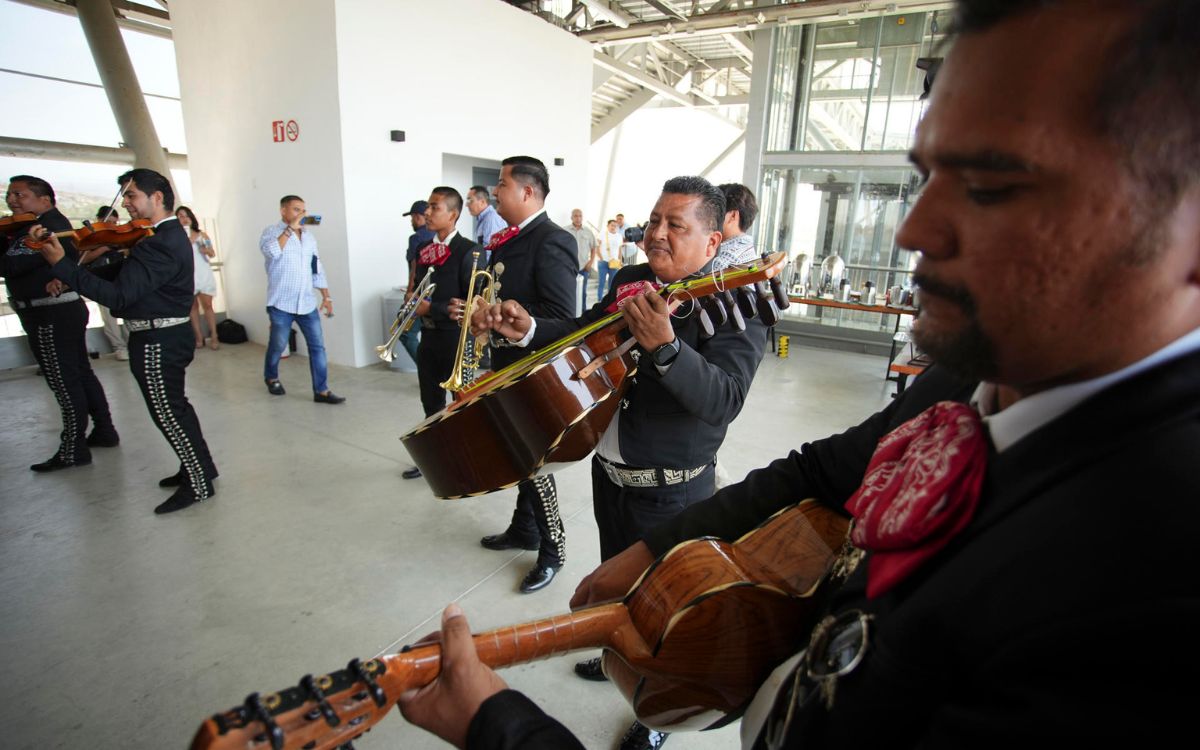 Acapulco anuncia Cumbre del Mariachi para promover la música sin violencia