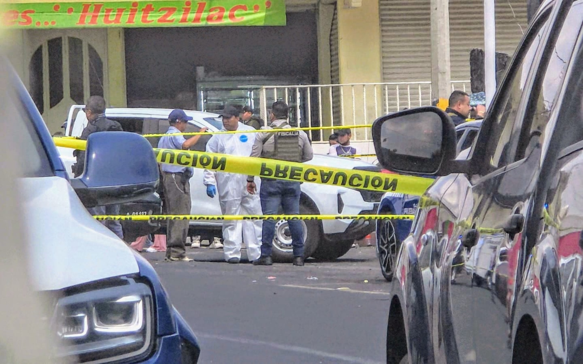 Asesinan a secretario de Huitzilac, Morelos, frente al palacio municipal