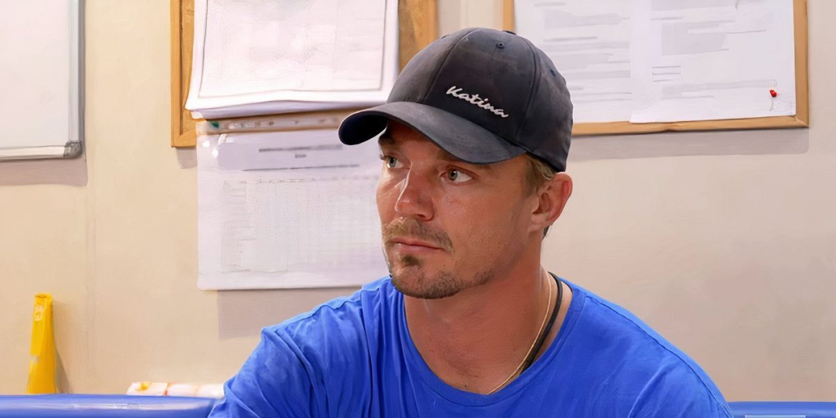 Debajo de la identidad errónea de Wihan du Toit de Deck Bown de Under con Alesia Harris no era tan inocente (no creo que Alesia pensara que Wihan era Johnny)