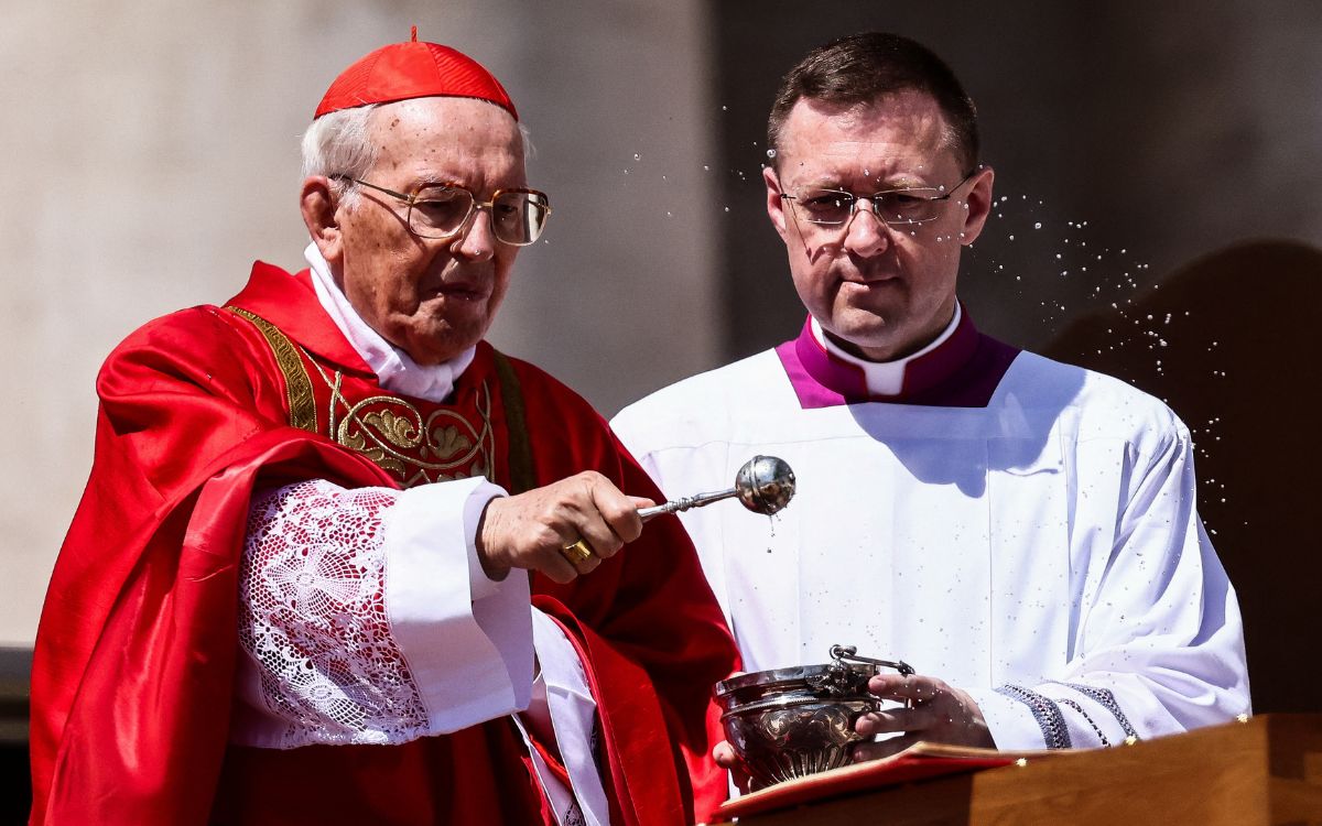 Homilía en el funeral del papa Francisco recuerda a 'construir puentes y no muros'