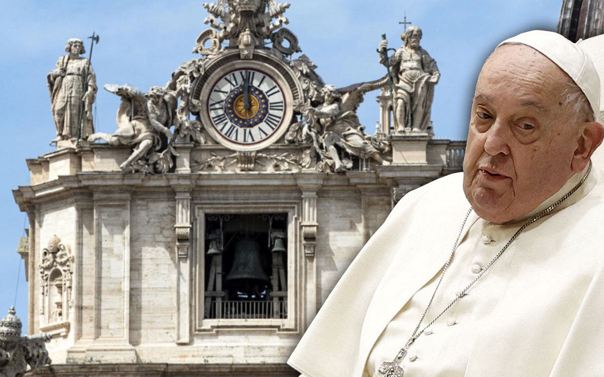 Las campanas de San Pedro del Vaticano y de la Catedral Metropolitana tocan la muerte de Francisco