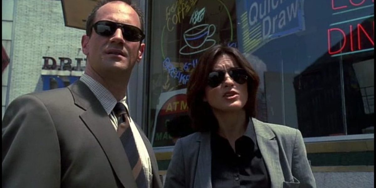 Law & Order: Christopher Meloni de SVU identifica el tema detrás de "Will the the the the the the, will thel" de Stabler y Benson, no se reflexionan como reflexiona sobre la infame escena de la cocina