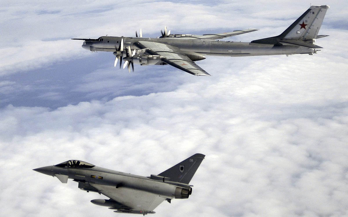 Reino Unido confirma que interceptó aviones rusos cerca del espacio aéreo de la OTAN
