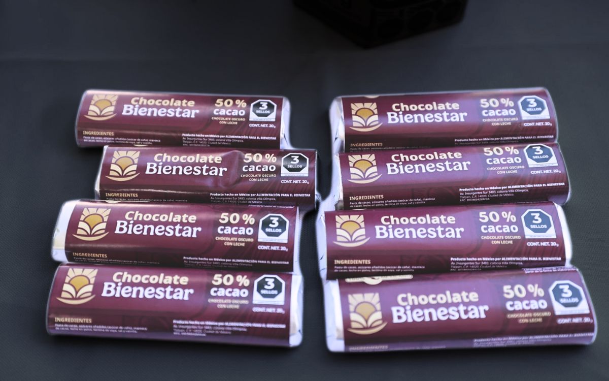 Sheinbaum defiende el 'Chocolate Bienestar' ante críticas por sellos de advertencia