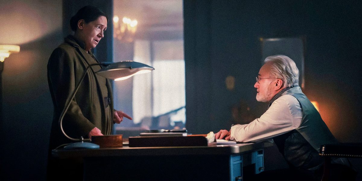 ¿Por qué Lawrence envía a la tía Lydia a DC y va a encontrar a June en la historia de Handmaid?