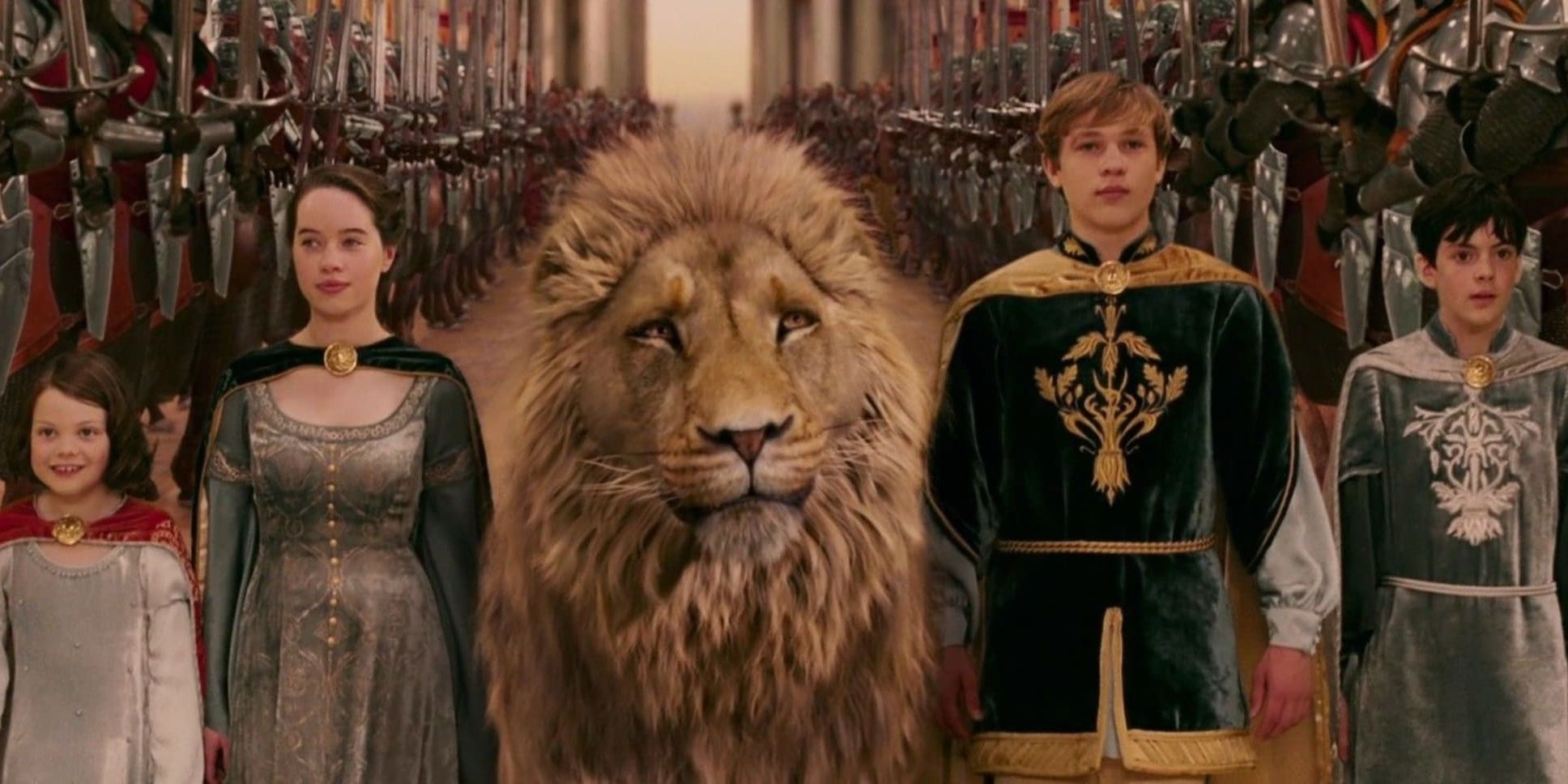 Hay una cosa sobre Aslan que las películas de Narnia de Netflix no deben cambiar, a pesar del casting radical de Greta Gerwig